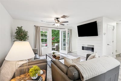 /international/us/2150-ne-18th-street-unit-101-grimes-ia-110099991109/