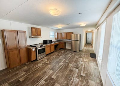 /international/us/38-prairieview-glyndon-mn-110107542593/