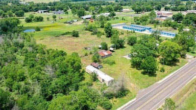 /international/us/5612-fm-247-farm-to-market-road-midway-tx-110100331090/?lang=es