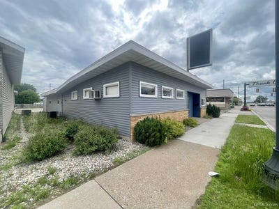 /international/us/2209-ludington-road-escanaba-mi-110092500178/