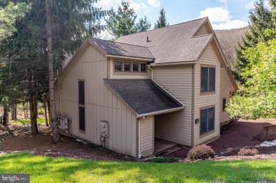 /international/us/412-hickory-drive-tannersville-pa-110108150305/