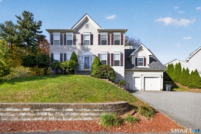 /international/us/25-auburn-way-torrington-ct-110120509949/