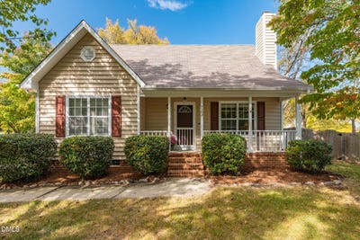/international/us/4302-white-cliff-lane-durham-nc-110120923317/