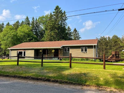 /international/us/538-tooley-pond-rd-cranberry-lake-ny-110100251367/?lang=en