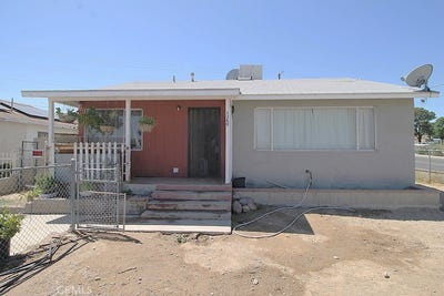 /international/us/1360-nancy-barstow-ca-110108076804/