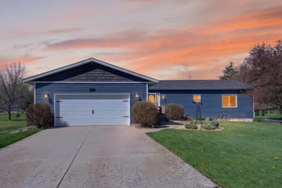 /international/us/688-bliven-road-edgerton-wi-110107554764/
