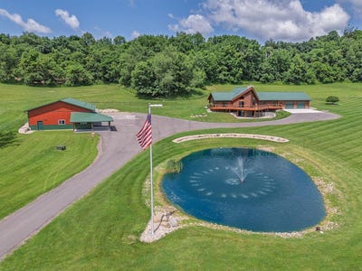 /international/us/e7498-mill-road-spring-green-wi-110095632811/