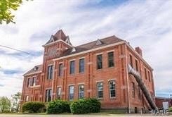 /international/us/202-w-monroe-avenue-owensville-mo-110101218365/