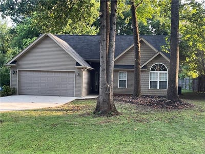 /international/us/509-w-minneola-street-gibsonville-nc-110101235550/