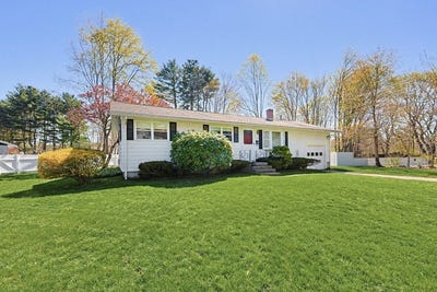 /international/us/11-regal-st-holliston-ma-110107665814/