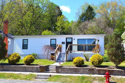 /international/us/818-pocahontas-ave-ronceverte-wv-110107462266/