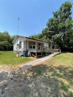 /international/us/907-w-main-st-ladonia-tx-110093317266/