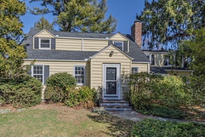 /international/us/17-dogwood-drive-stony-brook-ny-110099121104/