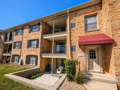 /international/us/1724-fayette-walk-hoffman-estates-il-110108478287/