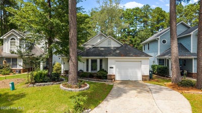 /international/us/1913-fairways-west-drive-new-bern-nc-110101288747/?lang=en