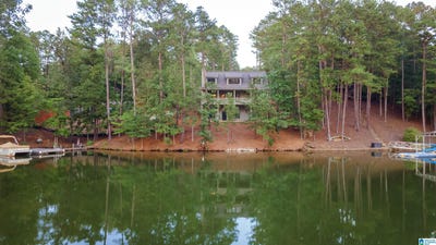 /international/us/319-county-road-2404-wedowee-al-110098049641/