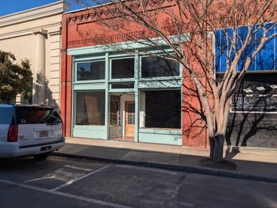 /international/us/480-main-street-warrenton-ga-110107934583/