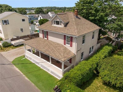 /international/us/60-cottage-avenue-portsmouth-ri-110108636107/