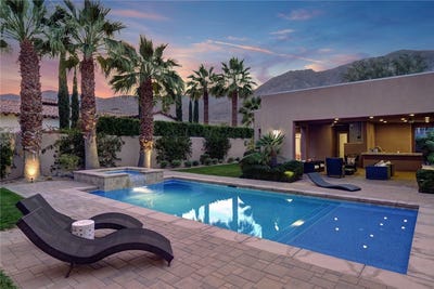 /international/us/575-bella-cara-way-palm-springs-ca-110097641266/
