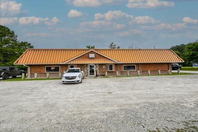 /international/us/775-e-ocean-road-holly-ridge-nc-110108780757/