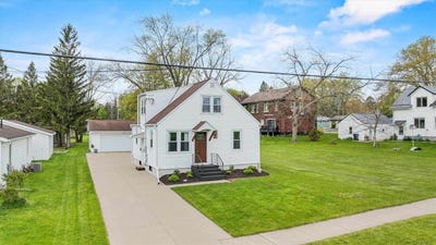 /international/us/806-e-doege-street-marshfield-wi-110108074247/
