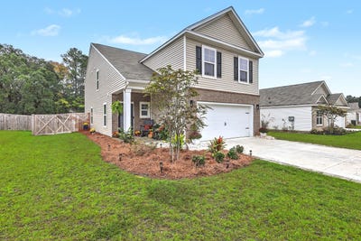 /international/us/606-red-mulberry-road-moncks-corner-sc-110120092702/