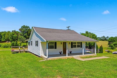 /international/us/2214-harrodsburg-road-lawrenceburg-ky-110108550234/