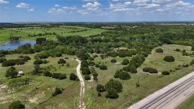 /international/us/2416-eddy-gatesville-pkwy-bruceville-eddy-tx-110106471862/
