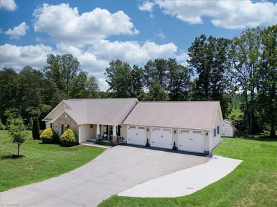 /international/us/290-tuttle-road-rural-hall-nc-110109536876/