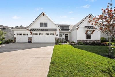 /international/us/5528-isle-river-drive-belmont-mi-110108795082/