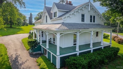 /international/us/810-franklin-street-skaneateles-ny-110100215140/