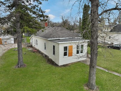 /international/us/126-tousley-avenue-n-new-york-mills-mn-110106499266/