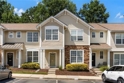 /international/us/943-copperstone-lane-fort-mill-sc-110100811011/