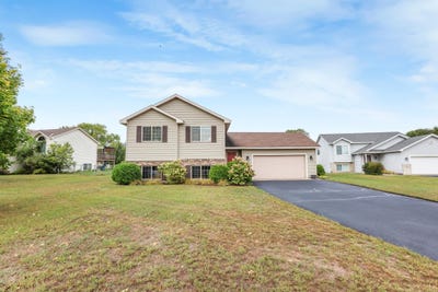 /international/us/1251-heritage-drive-waite-park-mn-110119918247/