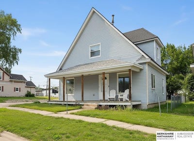 /international/us/412-2nd-street-milford-ne-110108388283/
