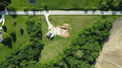 /international/us/20340-county-highway-11-pittsfield-il-110108225116/