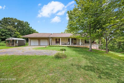/international/us/425-thompson-school-access-road-huntingdon-tn-110100428517/