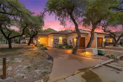 /international/us/1402-royal-oaks-rockport-tx-110108352628/