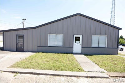 /international/us/704-kingshighway-st-perryville-mo-110107966406/