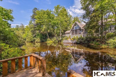 /international/us/21-crescent-trail-lot-296-highlands-nc-110120001930/