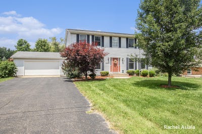 /international/us/153-colonial-drive-augusta-mi-110100804794/
