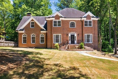 /international/us/2120-skyland-cove-lane-snellville-ga-110108252713/