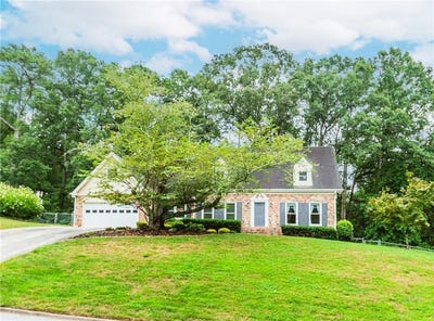 /international/us/2334-pine-point-drive-lawrenceville-ga-110101256957/