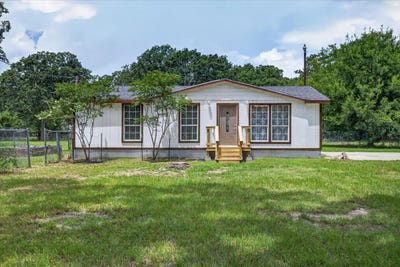 /international/us/250-e-golden-oaks-drive-mabank-tx-110119403216/