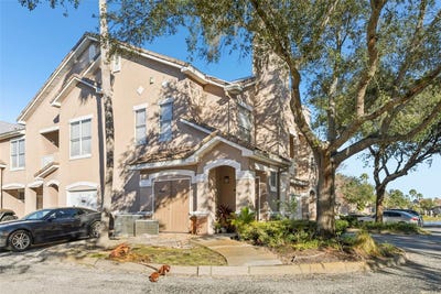 /international/us/10406-villa-view-circle-tampa-fl-110105035251/