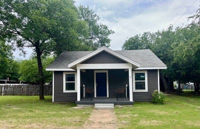 /international/us/425-gregg-street-albany-tx-110108446035/