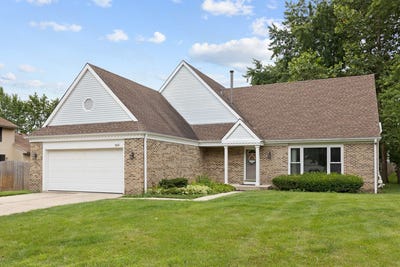 /international/us/135-encina-drive-naperville-il-110107432751/