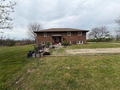 /international/us/126-ne-ff-highway-knob-noster-mo-110107959317/