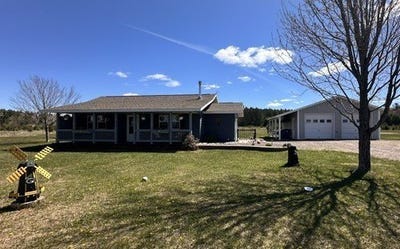 /international/us/12842n-prairie-lane-hayward-wi-110107961718/