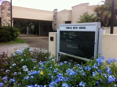 /international/us/201-s-military-trail-deerfield-beach-fl-110107440169/